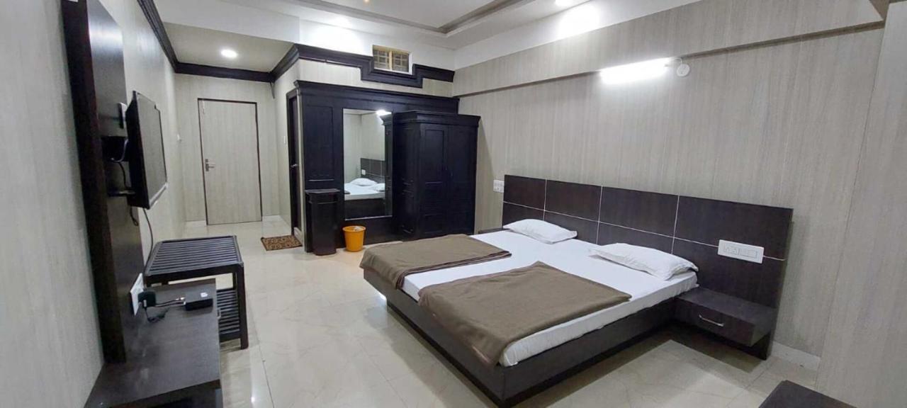Staymaker Siddeshwara Comforts Harihar Bagian luar foto